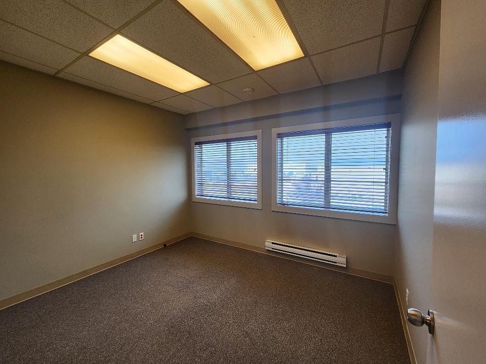 111 - 3912 77 Avenue, Leduc, AB