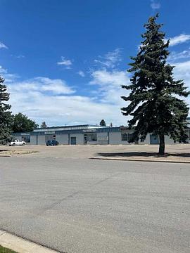 549 30 Street North, Lethbridge, AB
