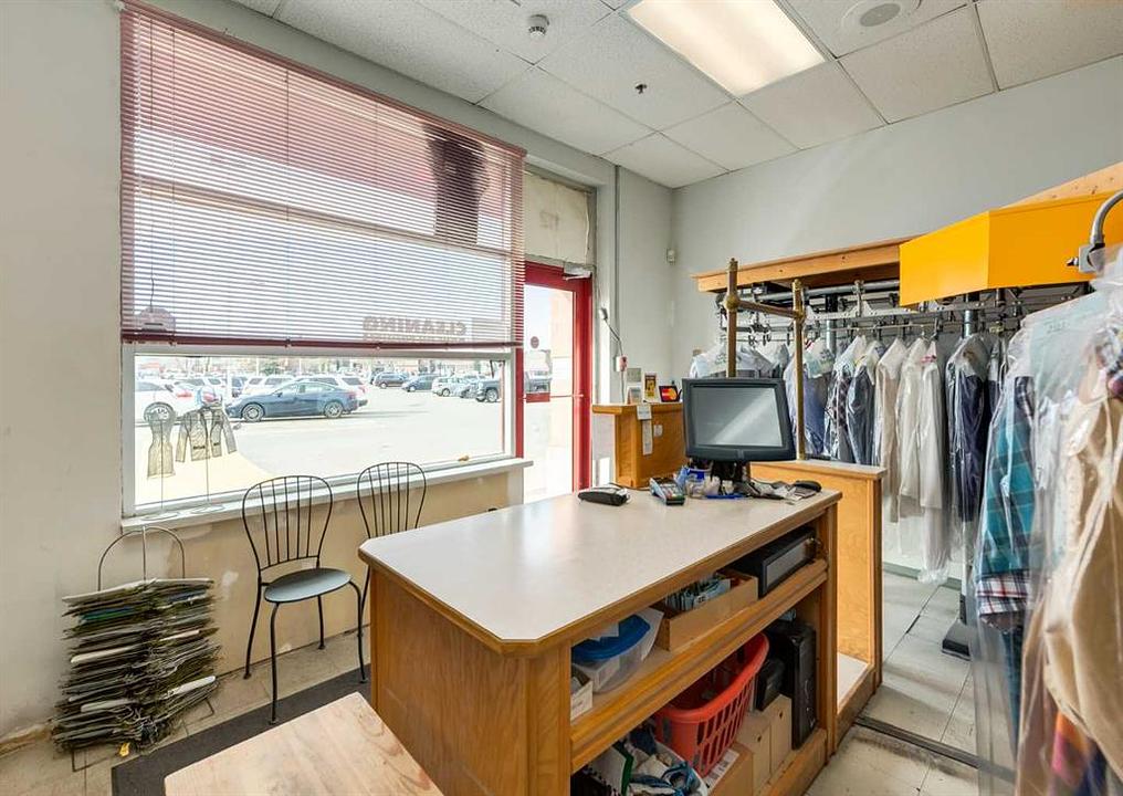 Bay 112 - 250 Shawville Boulevard Southeast, Calgary, AB