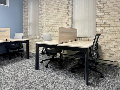93 Lombard Ave, 2nd Floor, Winnipeg, MB