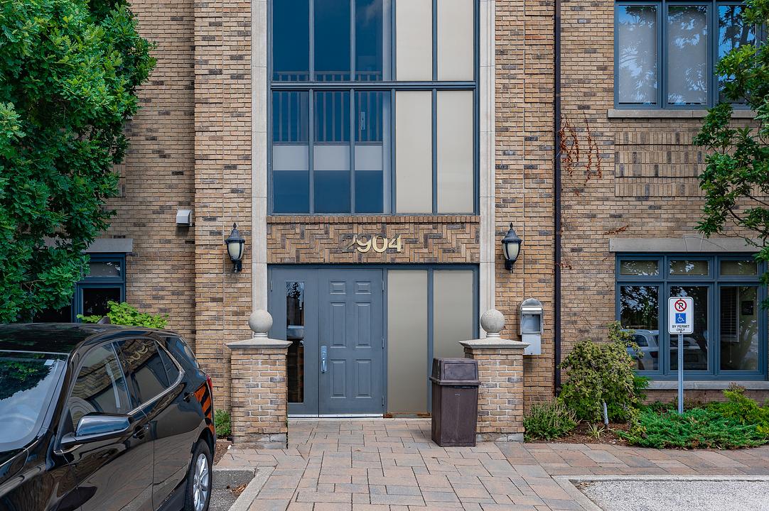Suite 301A - 104-2904 South Sheridan Way, Oakville, ON