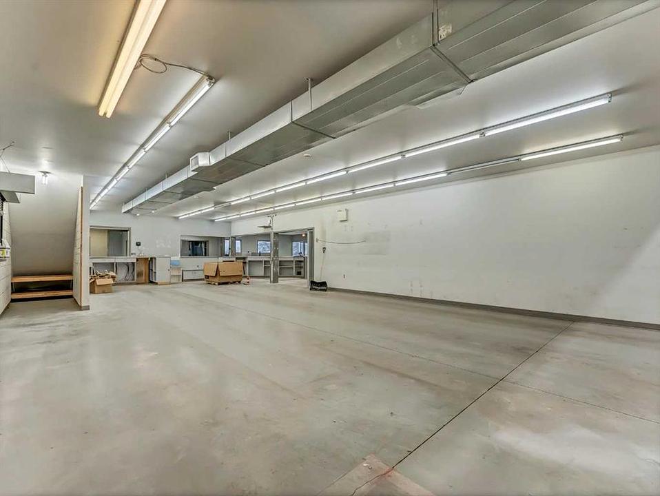 1782 32 Street Southwest, Medicine Hat, AB