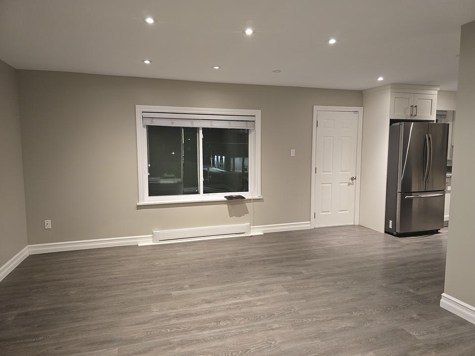 22504 Lougheed Highway, Maple Ridge, BC