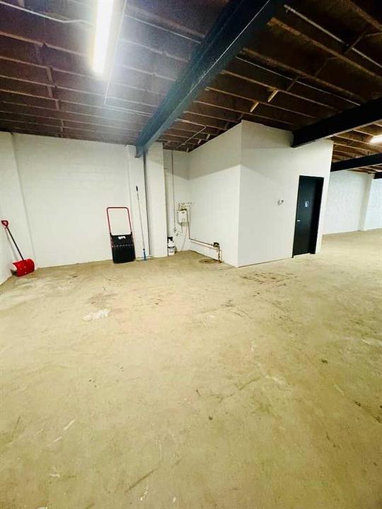 256 13 Street North, Lethbridge, AB