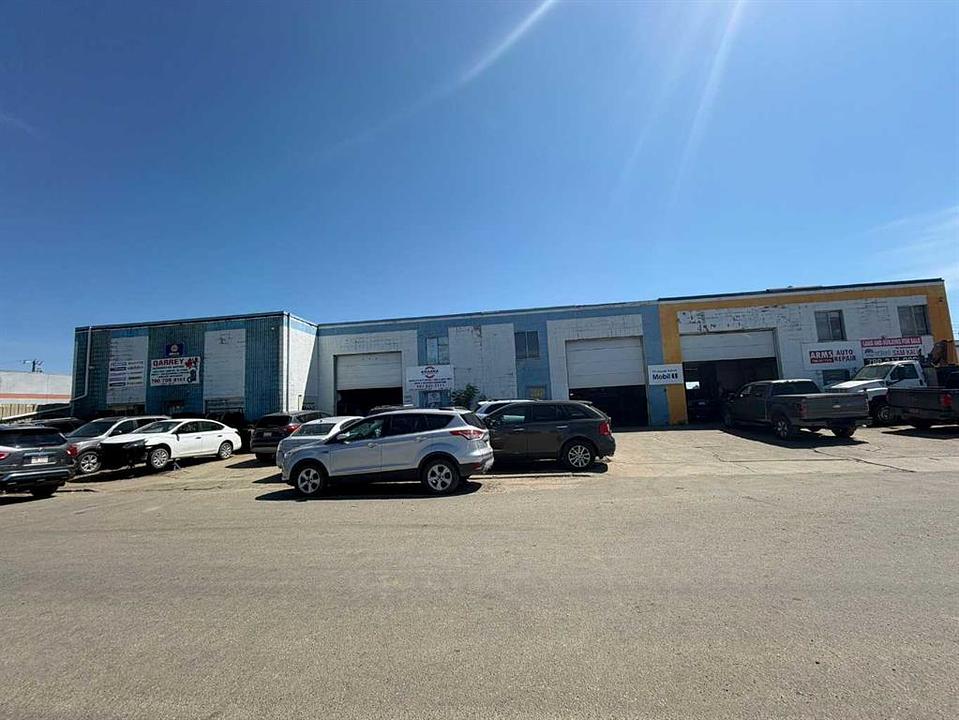 12811 56 Street Northwest, Edmonton, AB