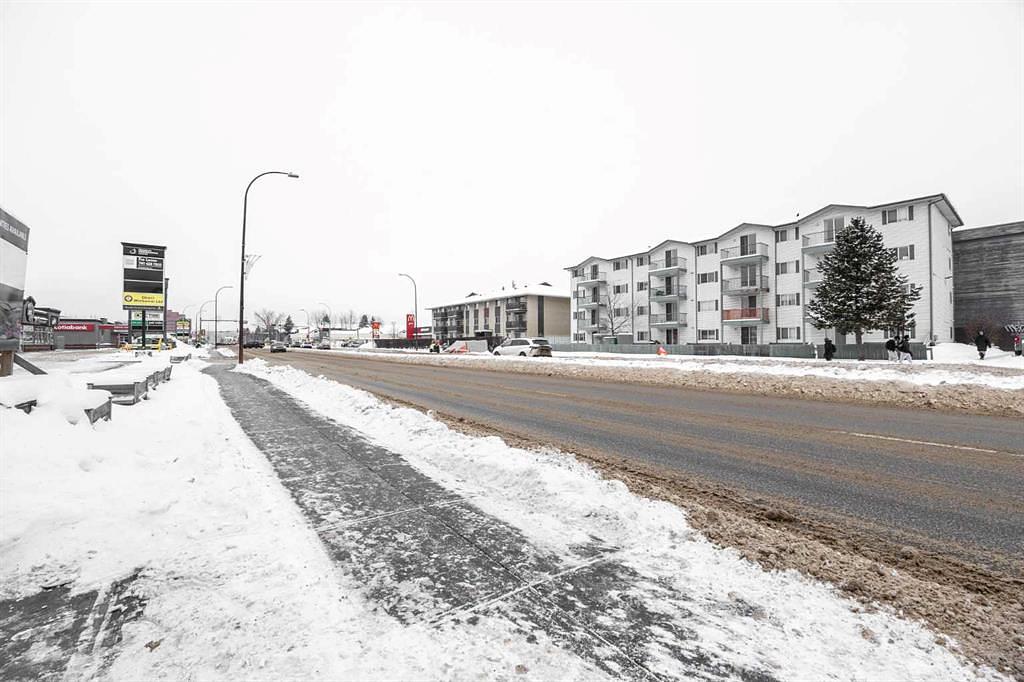 120 - 9401 Franklin Avenue, Fort McMurray, AB