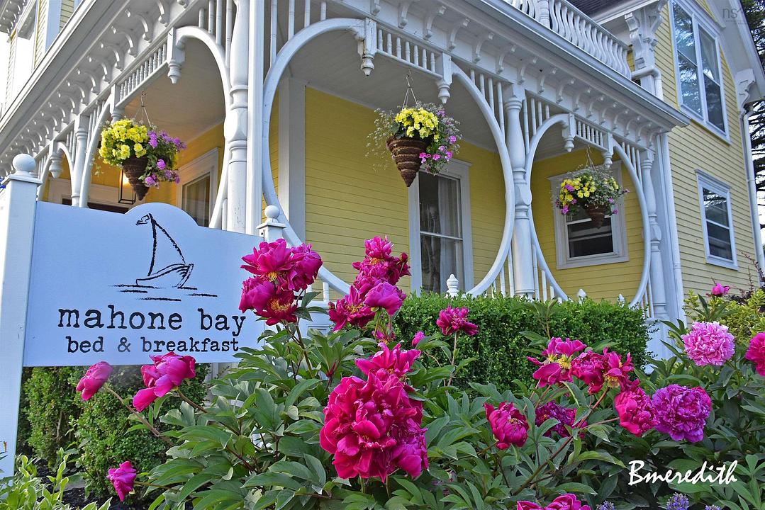 558 Main Street, Mahone Bay, NS