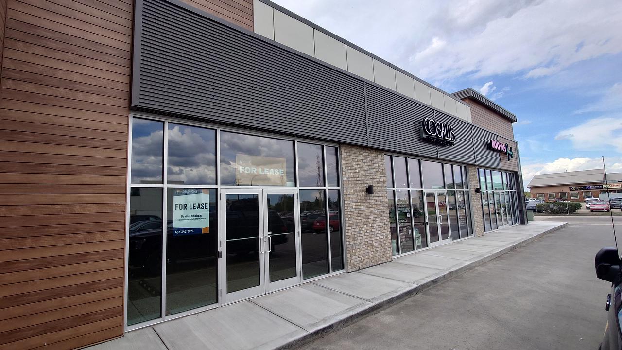 160 - 5441 45 Street, Red Deer, AB