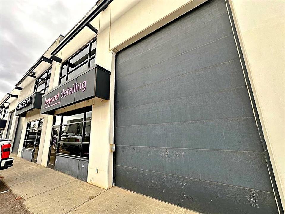 305 - 400 Mackenzie Boulevard, Fort McMurray, AB