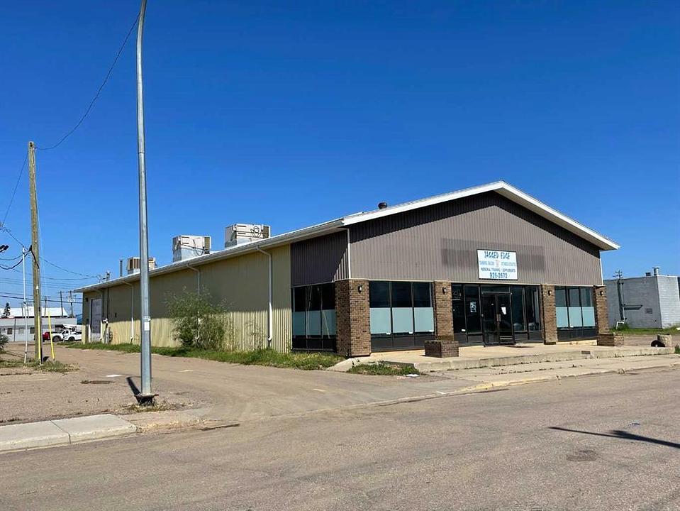 9902 98 Street, High Level, AB