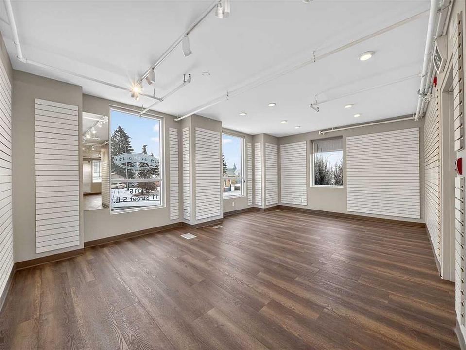 1015 11 Street Southeast, Calgary, AB