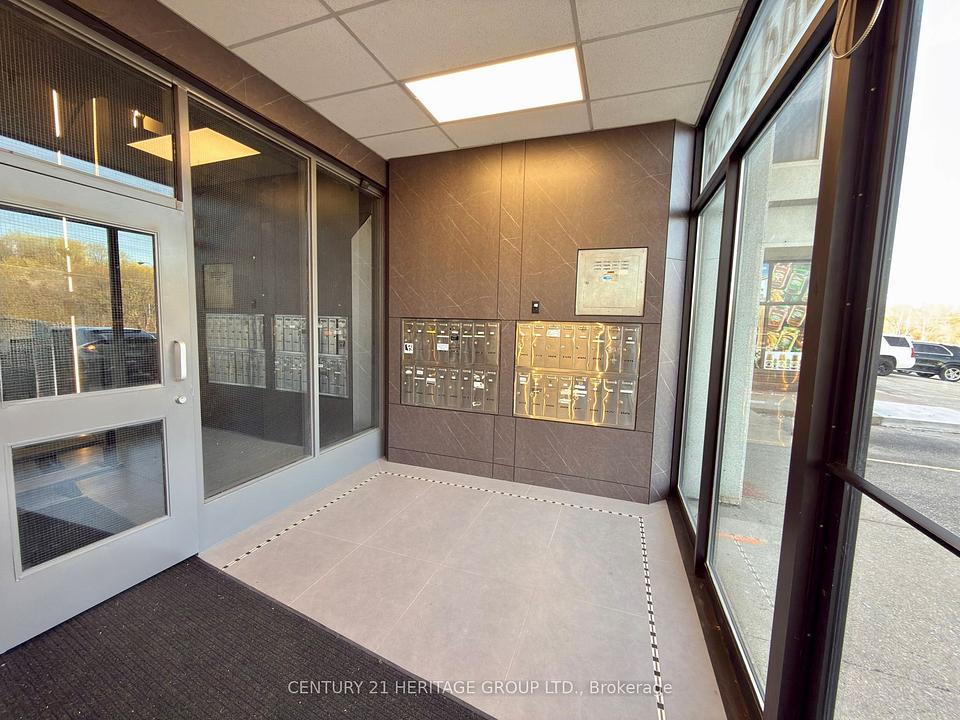 208 E - 4544 Dufferin Street, Toronto, ON