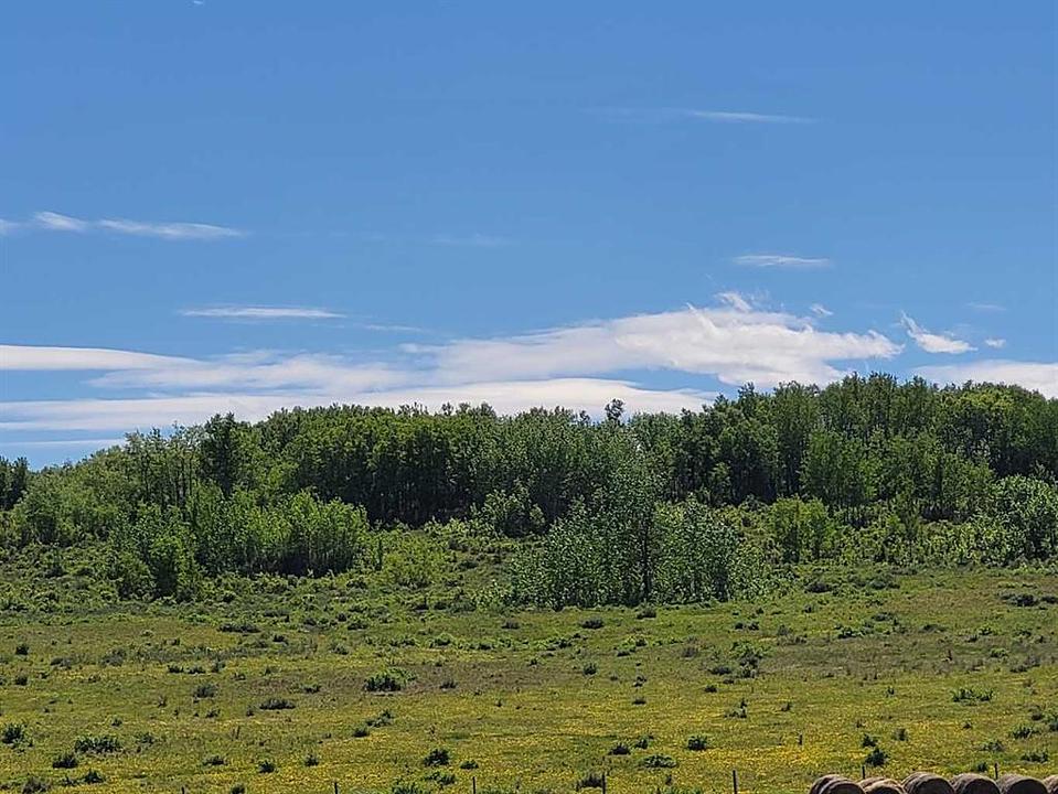 272065 Lochend Road, Rocky View County, AB