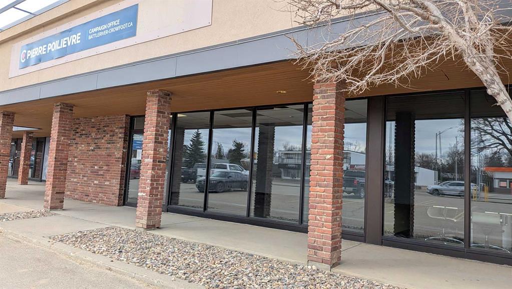 6008 48 Avenue, Camrose, AB