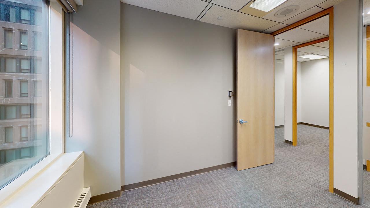 600 - 999 Boulevard De Maisonneuve Ouest, Montreal, QC