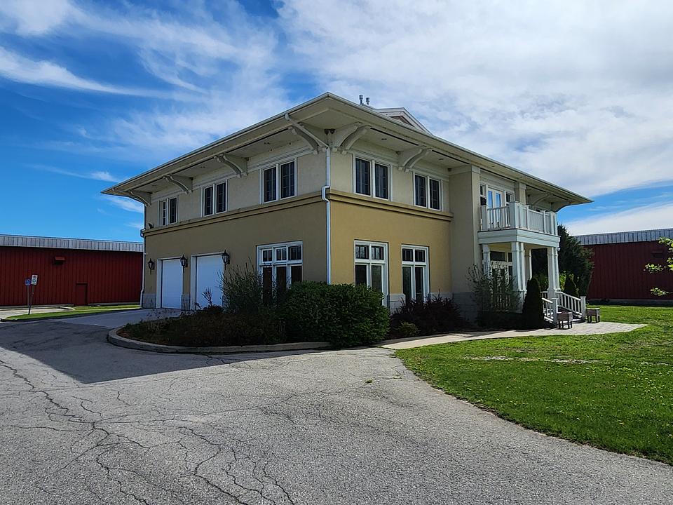 35 Rue Saint-Jean-Baptiste Ouest, Rigaud, QC