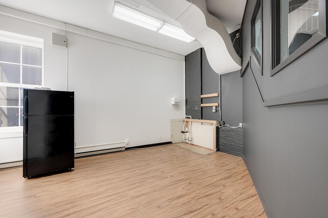 301 - 733 Johnson St, Victoria, BC