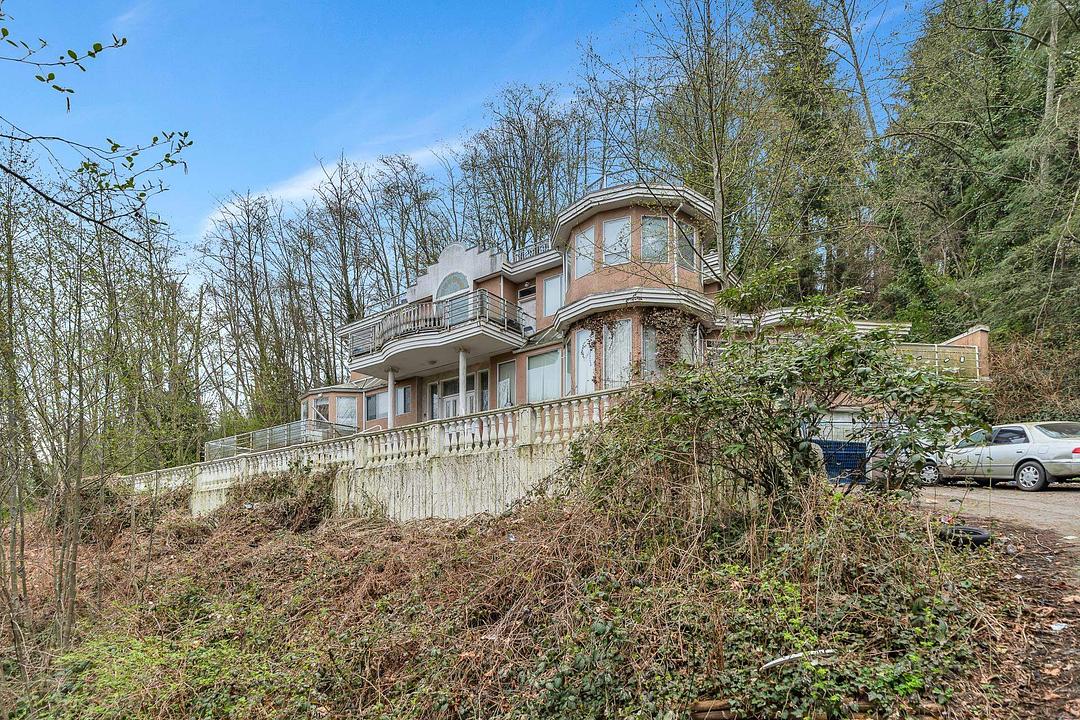 7235 - 7356 Bayview Drive, Burnaby, BC