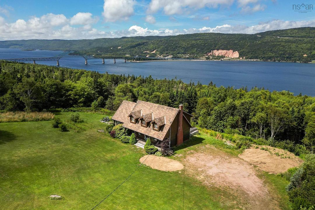 776 Nova Scotia 105, Boularderie East, NS