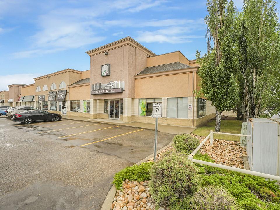 16844 111 Avenue Northwest, Edmonton, AB