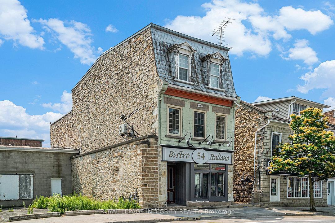 54 Foster Street, Perth, ON