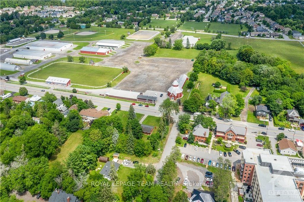 3787 Carp Road, Ottawa, ON