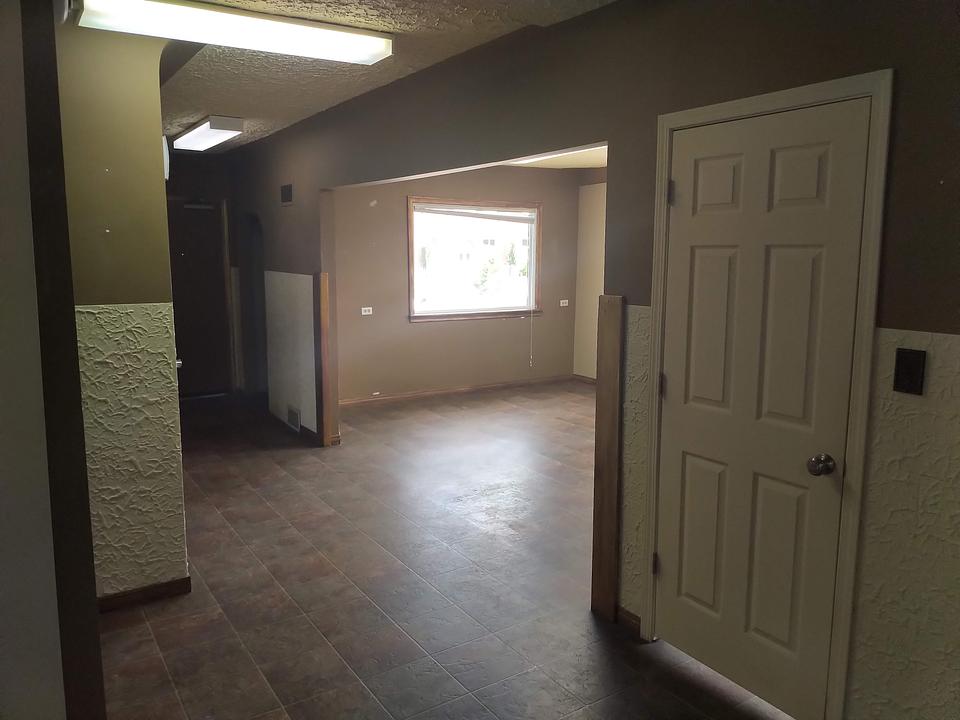 5216 48 Avenue, Red Deer, AB