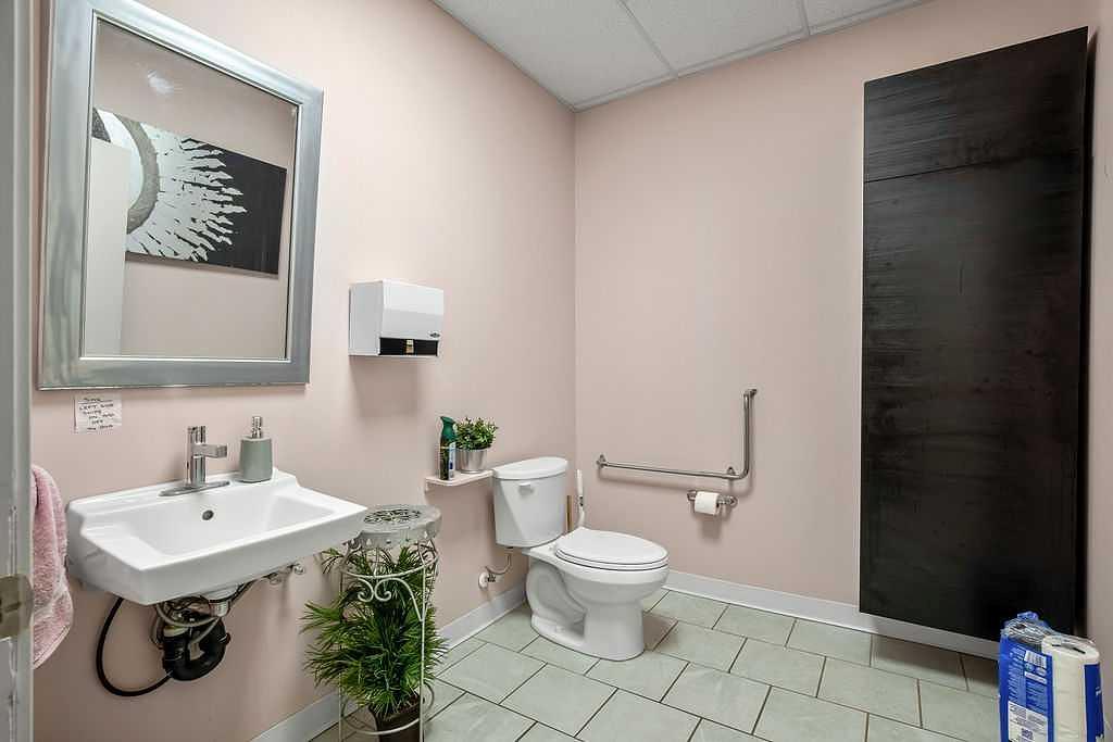 133 5 Avenue Southwest, High River, AB