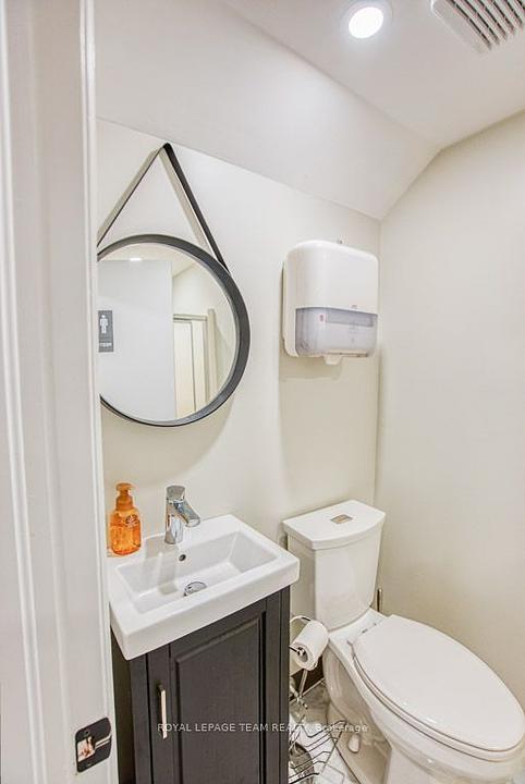 84 Centrepointe Drive, Ottawa, ON