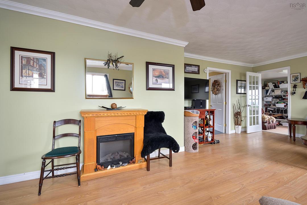 785 Nova Scotia 105, Boularderie, NS