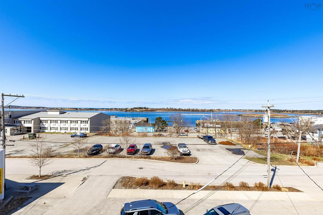 250 Main Street, Yarmouth, NS