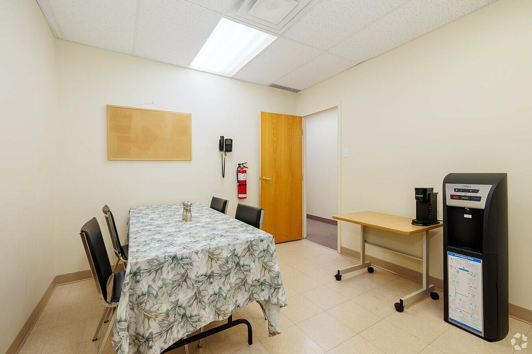 2367 Rue Guénette, Montréal, QC