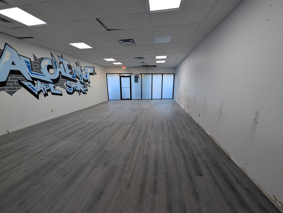 14820 Stony Plain Road, Edmonton, AB