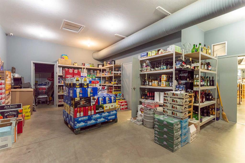 5922 50 Avenue, Stettler, AB