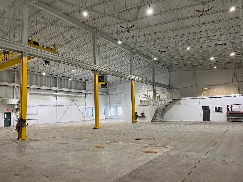 9055 Boulevard Henri-Bourassa Est, Montréal, QC