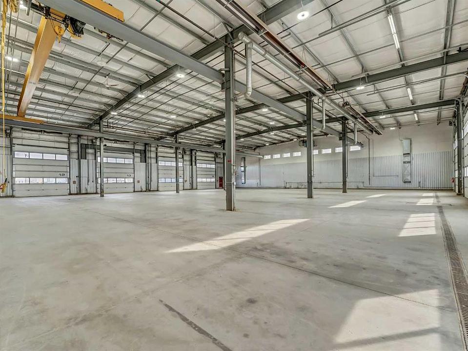 1782 32 Street Southwest, Medicine Hat, AB