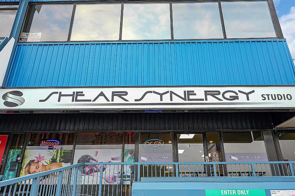 222 16 Avenue Northeast, Calgary, AB