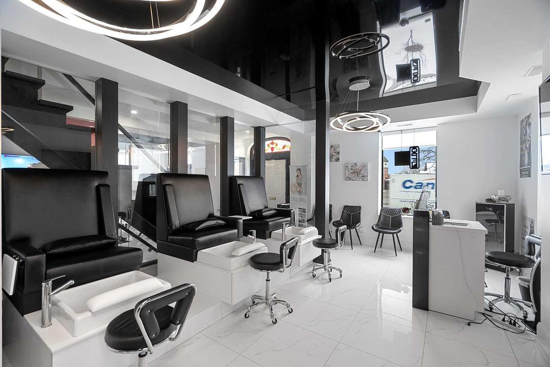 62 Queen Street South, Mississauga, ON