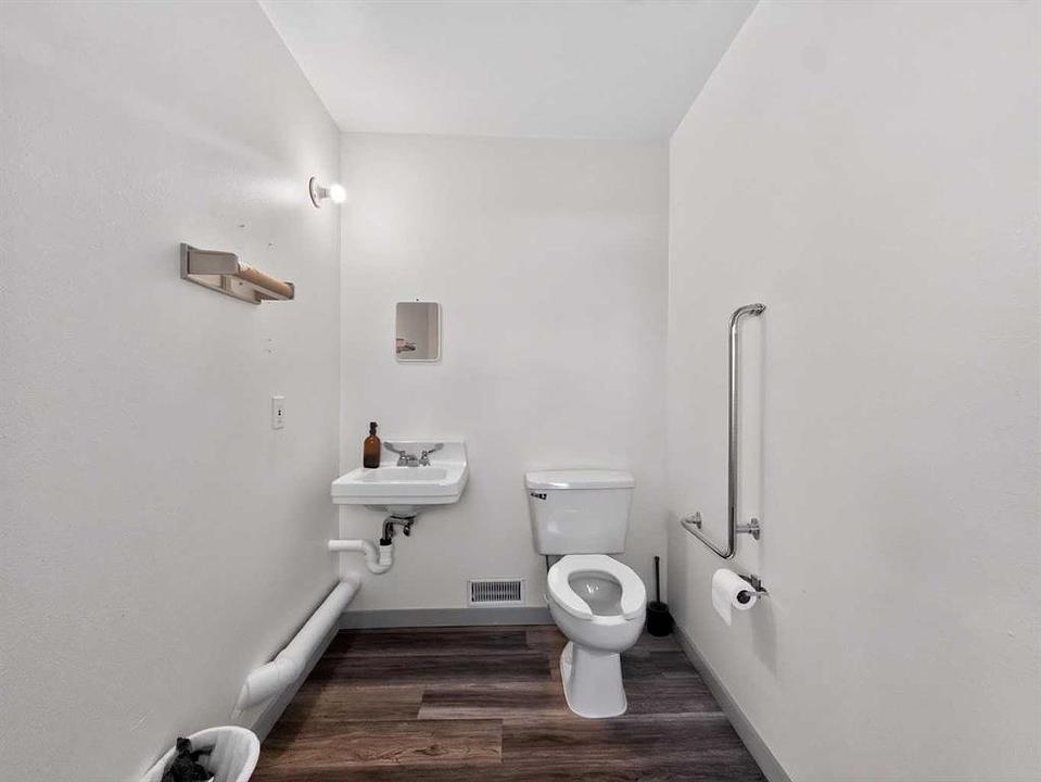 9606 100 Street, La Crête, AB