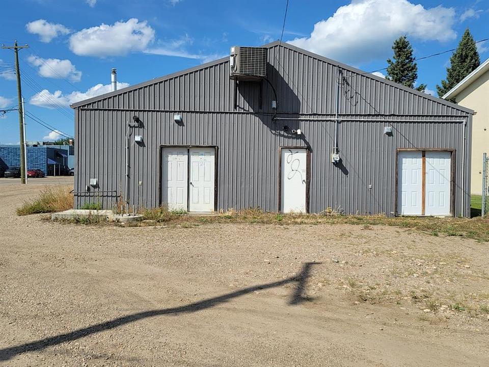4833 and 4835 - 52 Avenue, High Prairie, AB