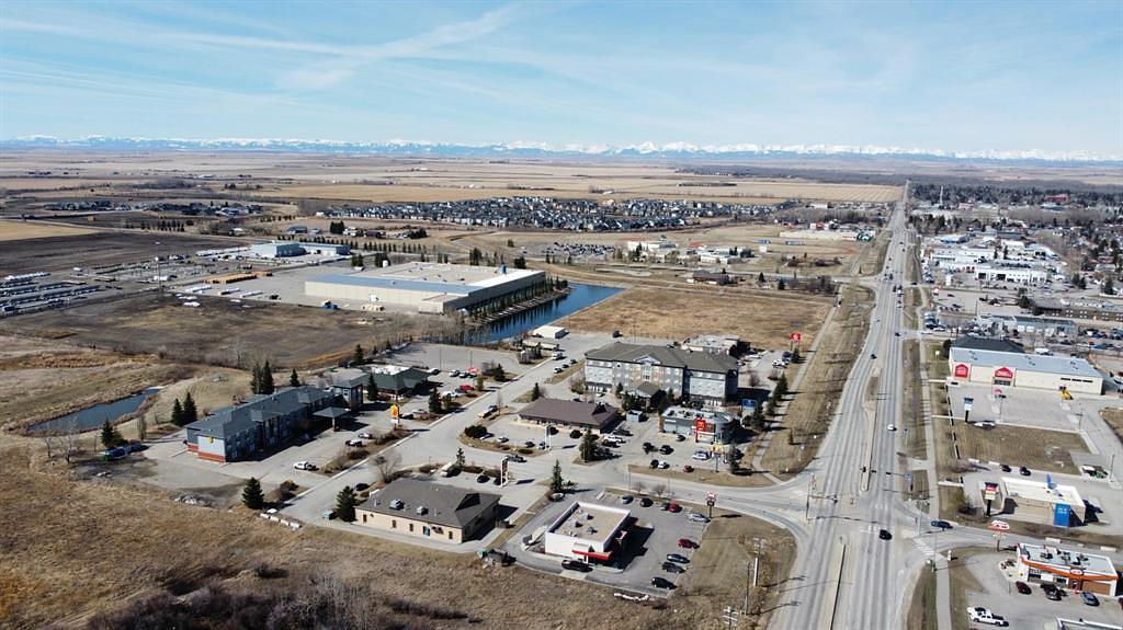 1501 12 Avenue Southeast, High River, AB