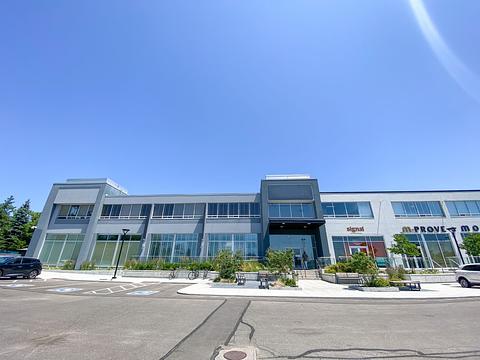 1400 Castlefield Avenue, Toronto, ON