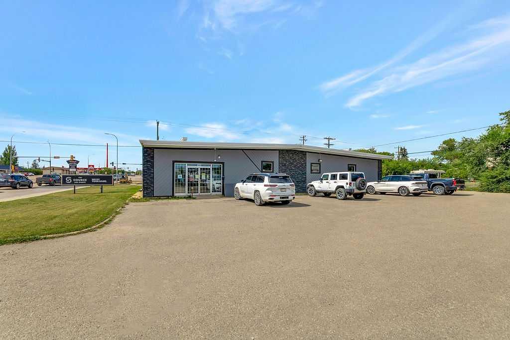 4818 44 Street, Lloydminster, SK