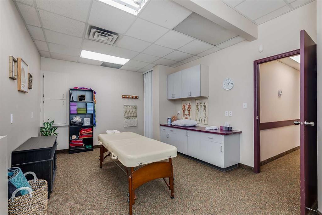 5120 50 Avenue, Olds, AB