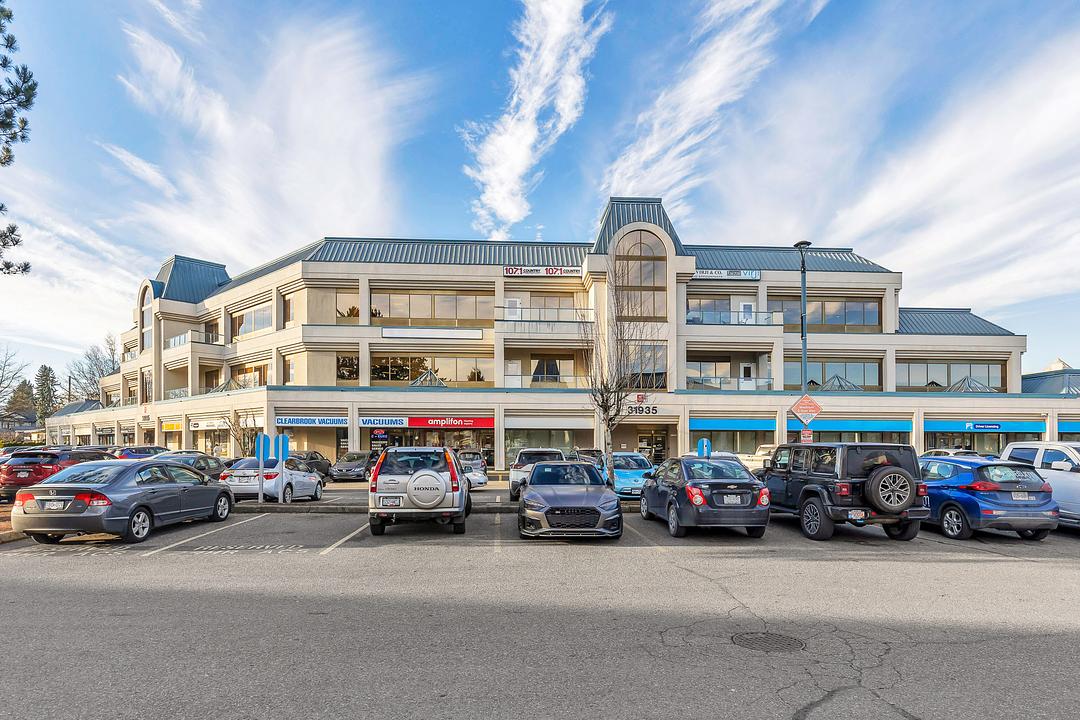 320 - 31935 South Fraser Way, Abbotsford, BC