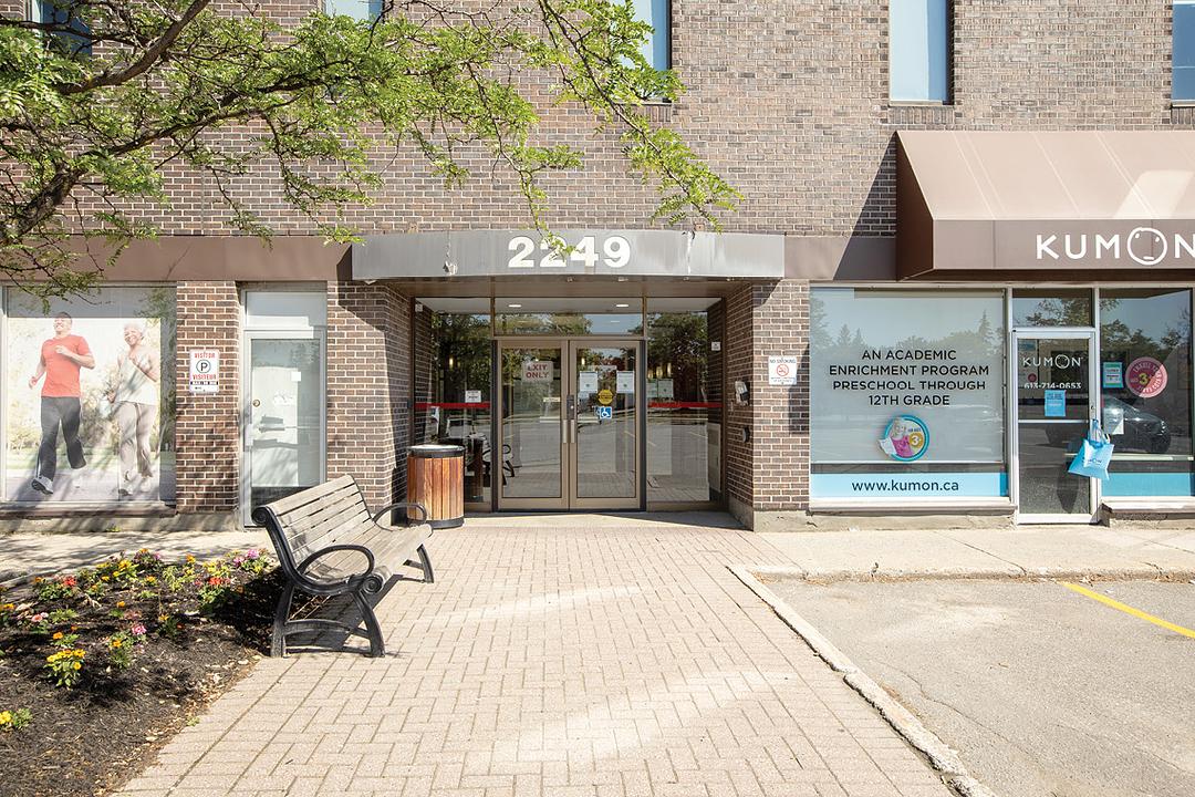 412 - 2249 Carling Ave, Ottawa, ON