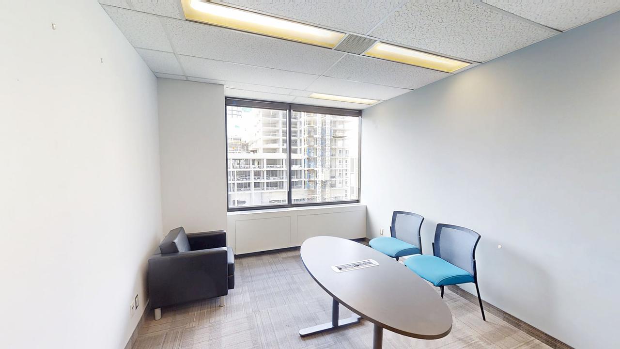 1502 - 180 Dundas Street West, Toronto, ON