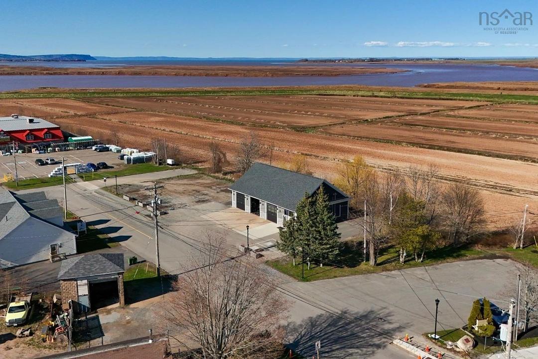 33 Elm Avenue, Wolfville, NS