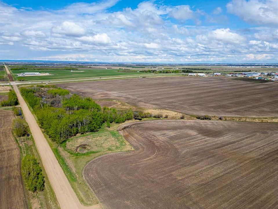 65041 Alberta 43, Grande Prairie, AB
