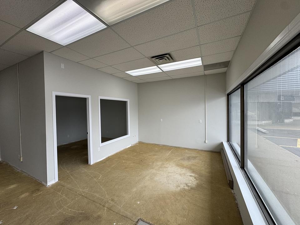 2 - 295 Southgate Drive, Guelph, ON